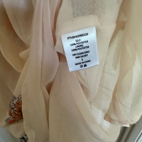 ASTR - Peach Sorbet Floral - The Dress - Picture 7 of 7